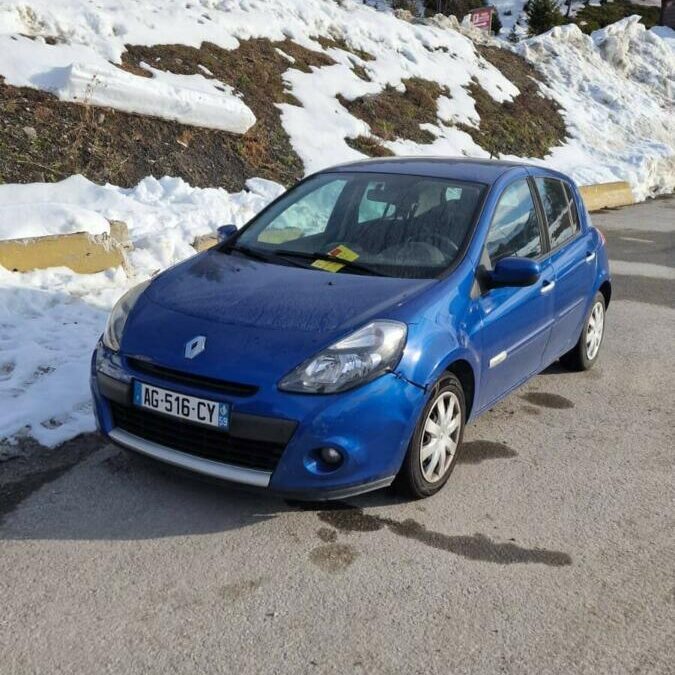 🚨 Stationnement gênant – Véhicule à déplacer 🚗